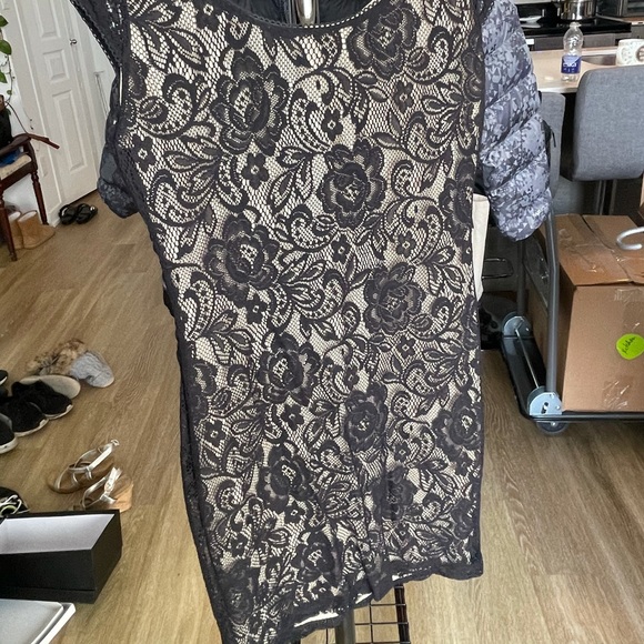 Dress - Picture 2 of 3